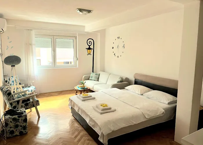 Center Apartment