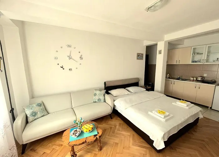 Center Apartment
